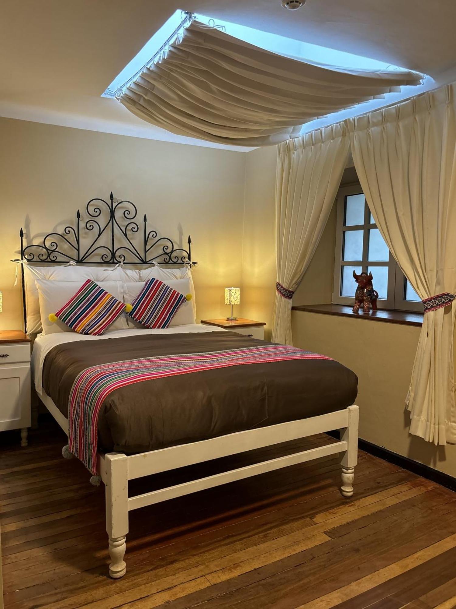 Casa Saphi Bed & Breakfast Cusco Exterior photo